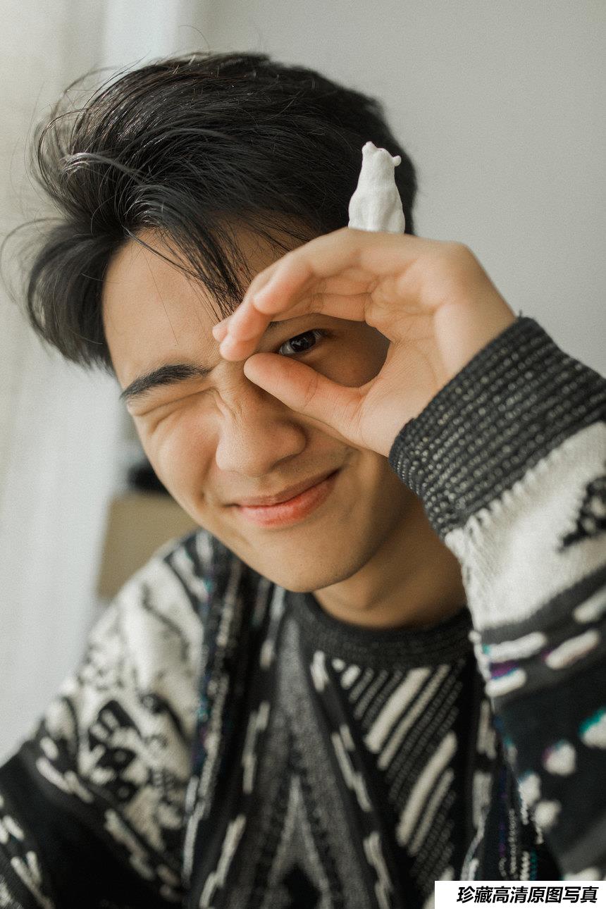 [YITUYU艺图语]2021.09.17 与自己至光年 阿正[21+1P／363MB]