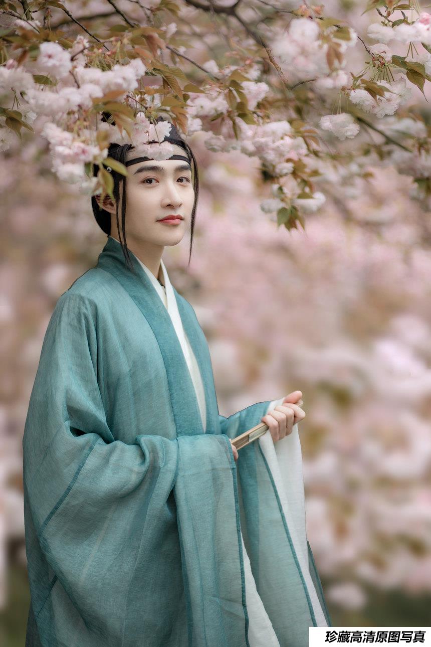 [YITUYU艺图语]2021.09.10 踏春 小清菡[22+1P／383MB]