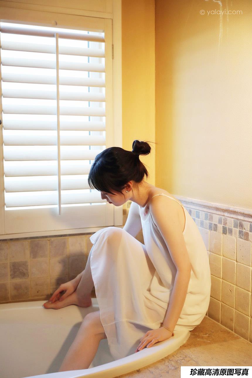 [YALAYI雅拉伊]2022.05.20 NO.934 不是风景 京京[34+1P／381MB]