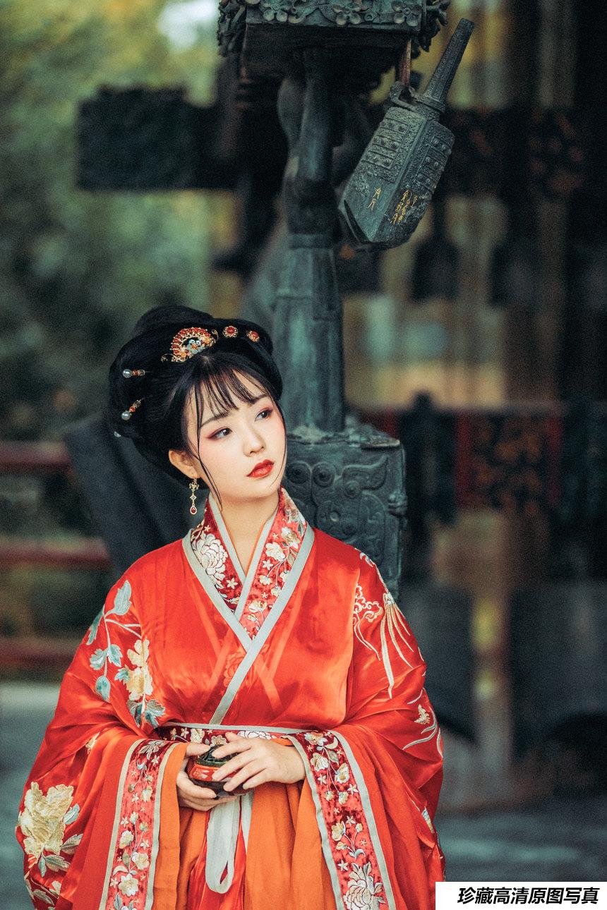 [YITUYU艺图语]2021.09.25 离思 Seven[30+1P／497MB]