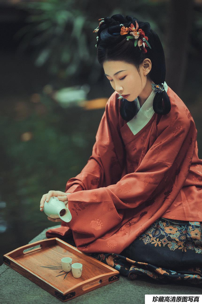 [YITUYU艺图语]2021.09.22 青鲤入我梦 是鲤鱼吧[23+1P／331MB]