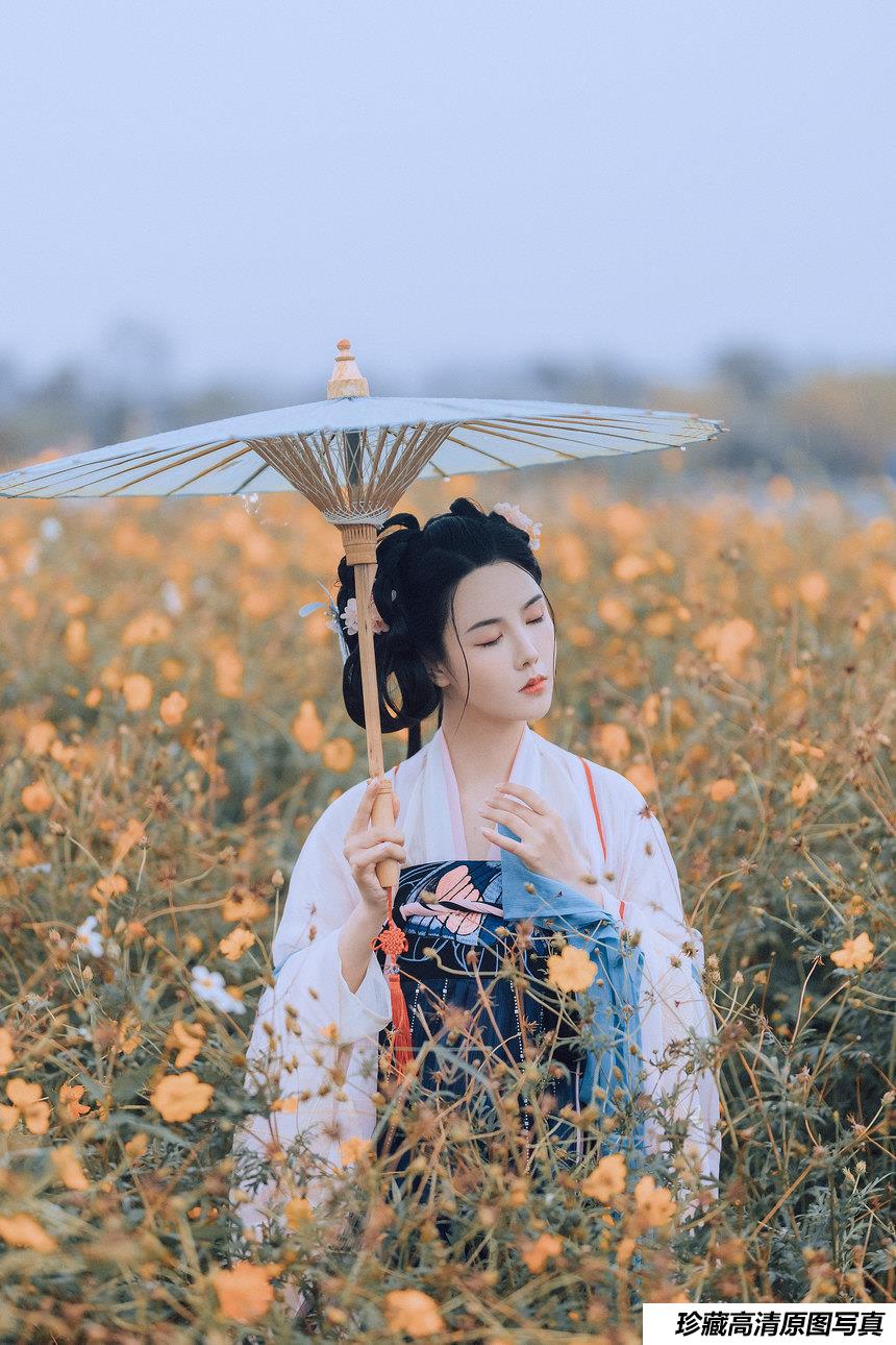 [YITUYU艺图语]2021.10.08 秋日芳菲 三重子[22+1P／569MB]