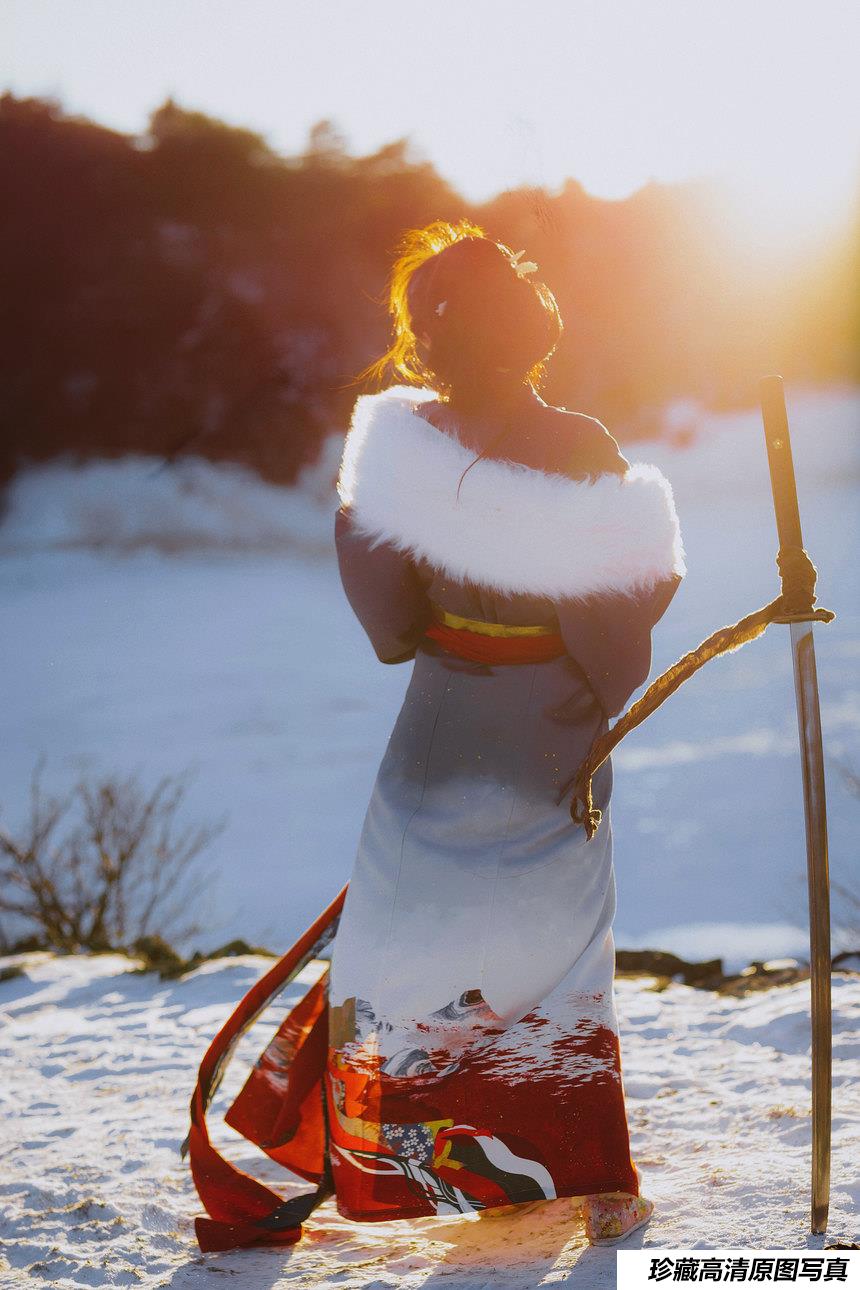 [YITUYU艺图语]2021.10.07 风雪千山 绣绣[25+1P／298MB]