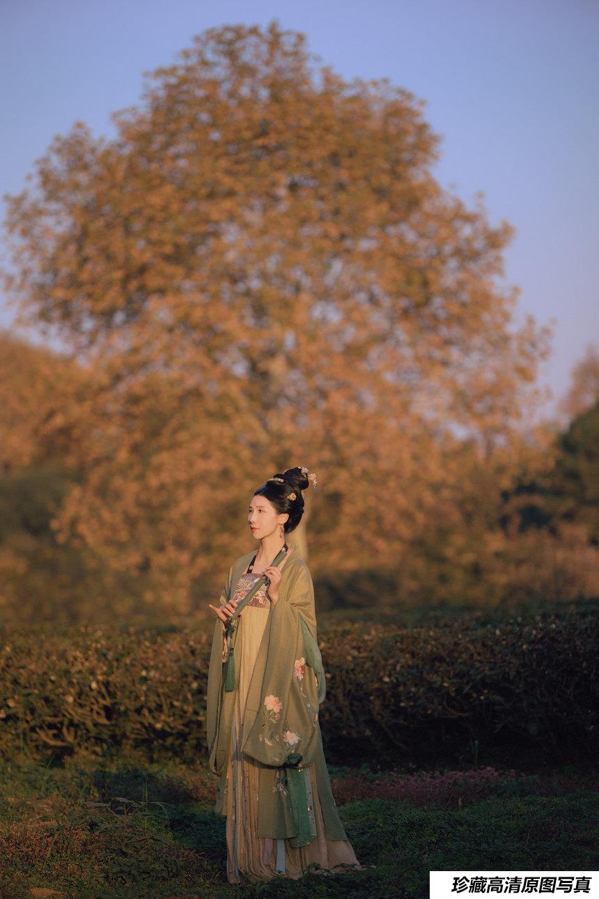 [YITUYU艺图语]2021.09.27 苏幕遮 唱小游[25+1P／265MB]