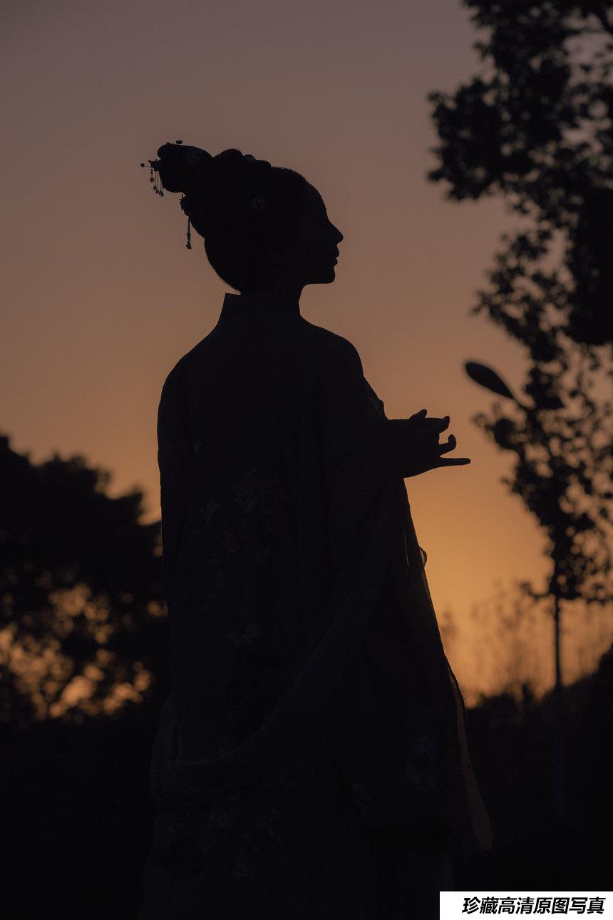 [YITUYU艺图语]2021.09.27 苏幕遮 唱小游[25+1P／265MB]