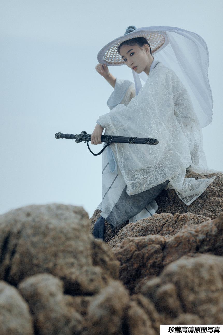 [YITUYU艺图语]2021.09.27 剑起沧澜 77[21+1P／401MB]