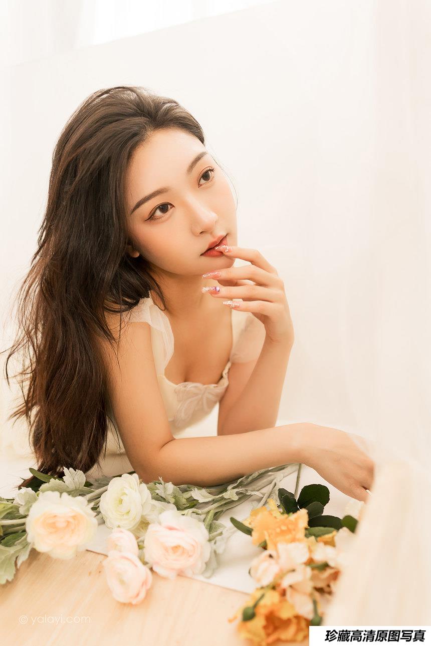 [YALAYI雅拉伊]2022.05.25 NO.936 你别太迷人 徐小云[41+1P／342MB]