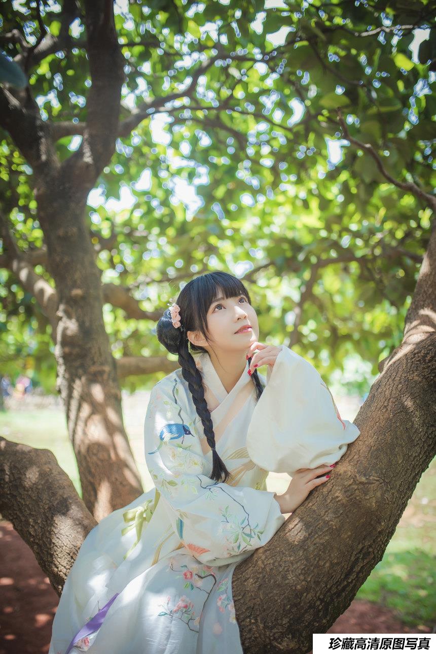 [YITUYU艺图语]2021.10.09 橘子 兔子[22+1P／190MB]