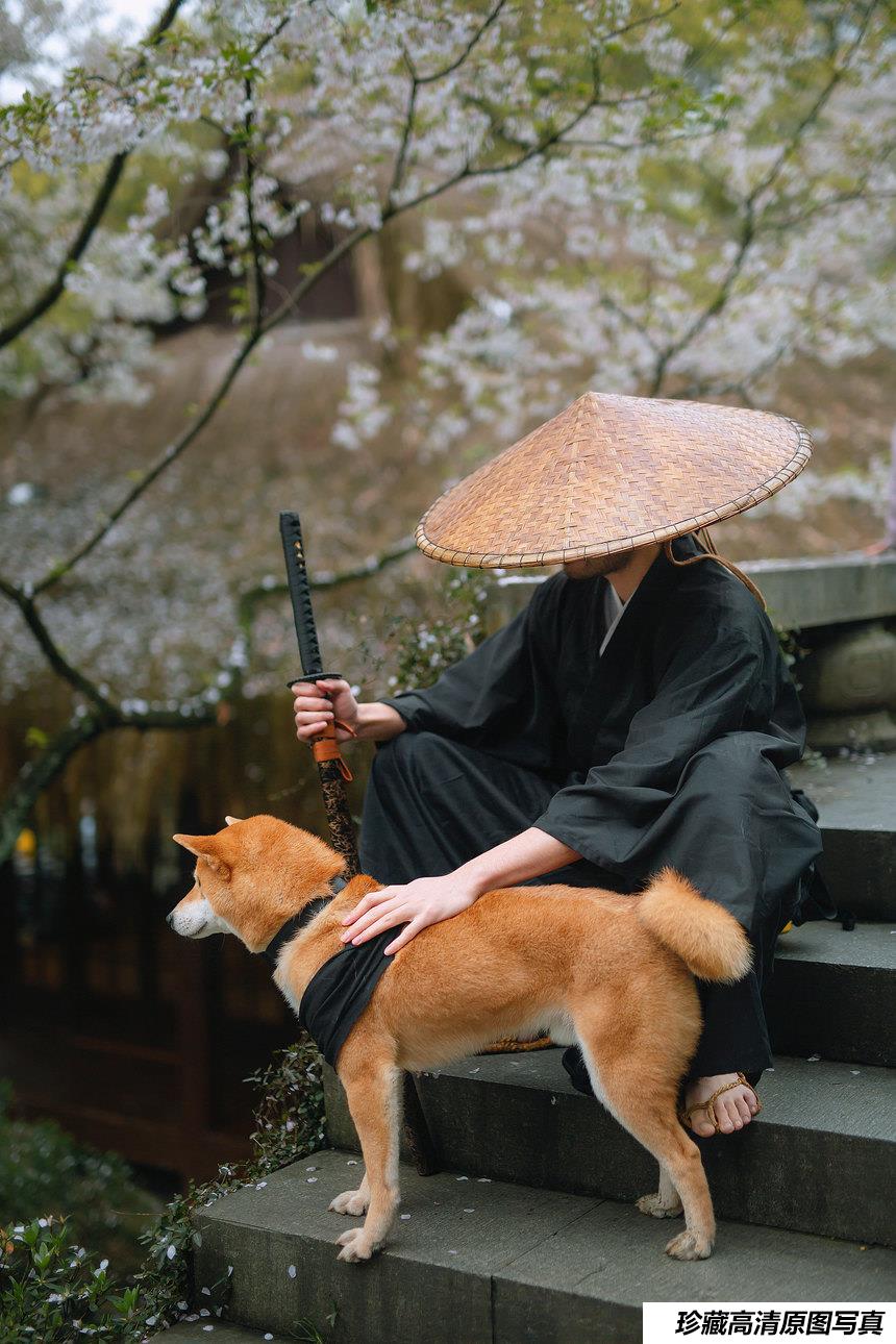 [YITUYU艺图语]2021.10.11 犬侍 老乔[20+1P／223MB]