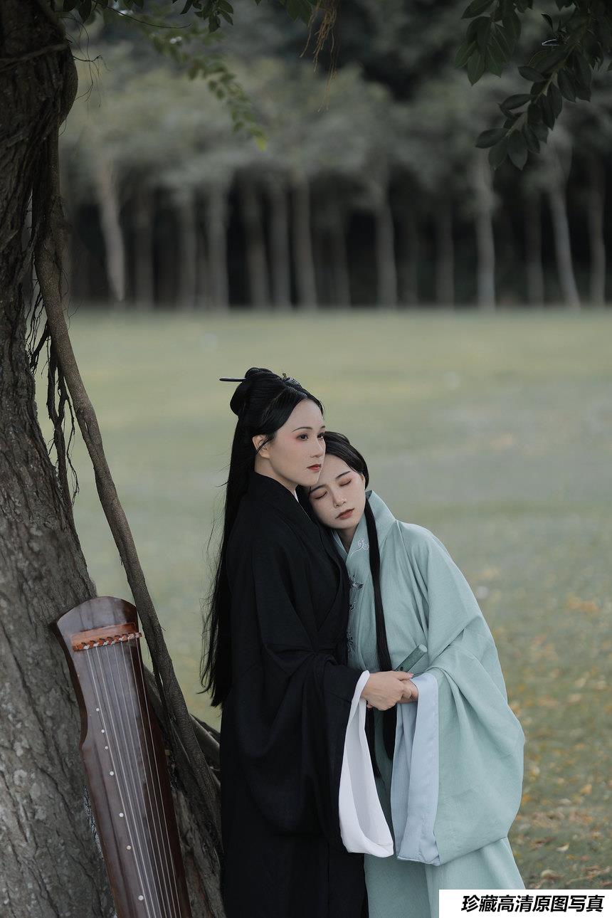 [YITUYU艺图语]2021.10.08 山中抚琴 小白[24+1P／298MB]