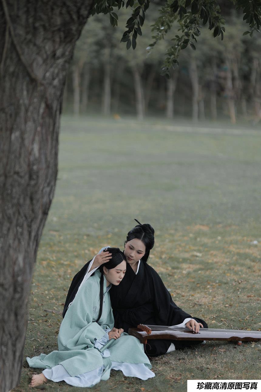 [YITUYU艺图语]2021.10.08 山中抚琴 小白[24+1P／298MB]