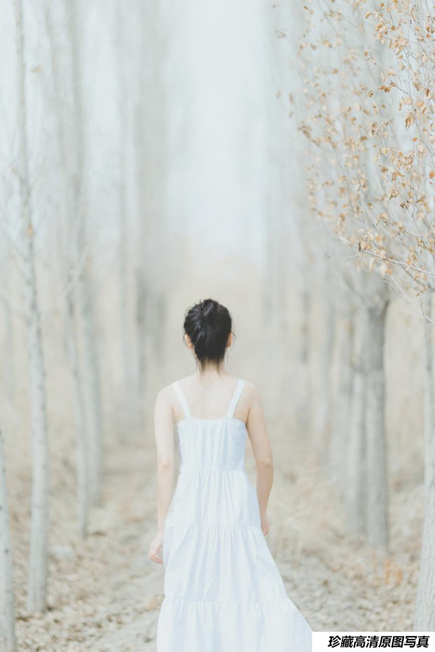 [YITUYU艺图语]2021.10.09 等春来 映霞[21+1P／134MB]