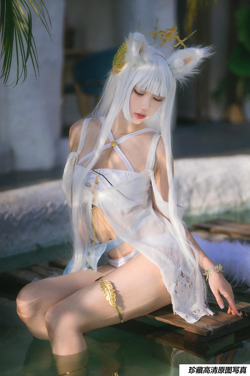 周叽是可爱兔兔 NO.013 - 白金泳装[23P／339MB]