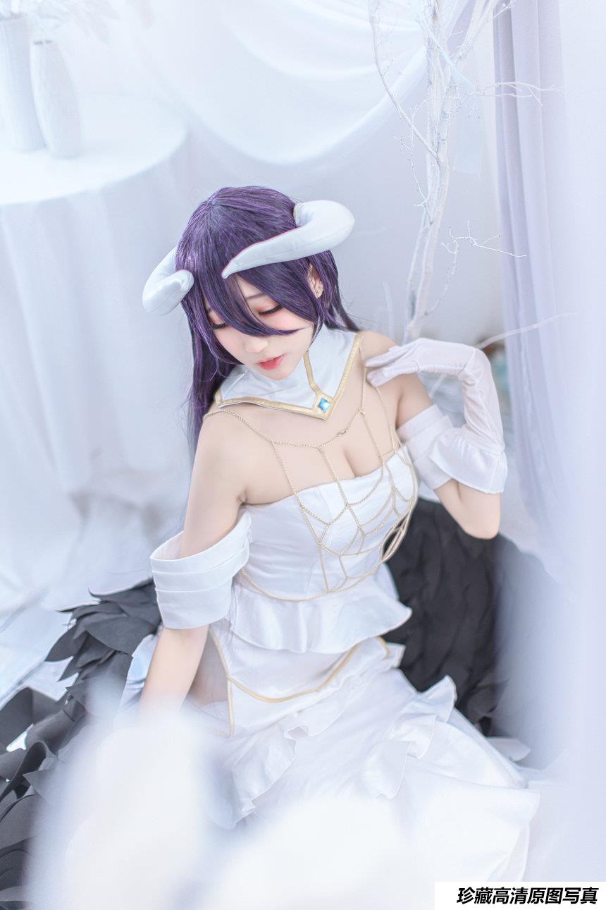 周叽是可爱兔兔 NO.026 - 雅儿贝德[16P／226MB]