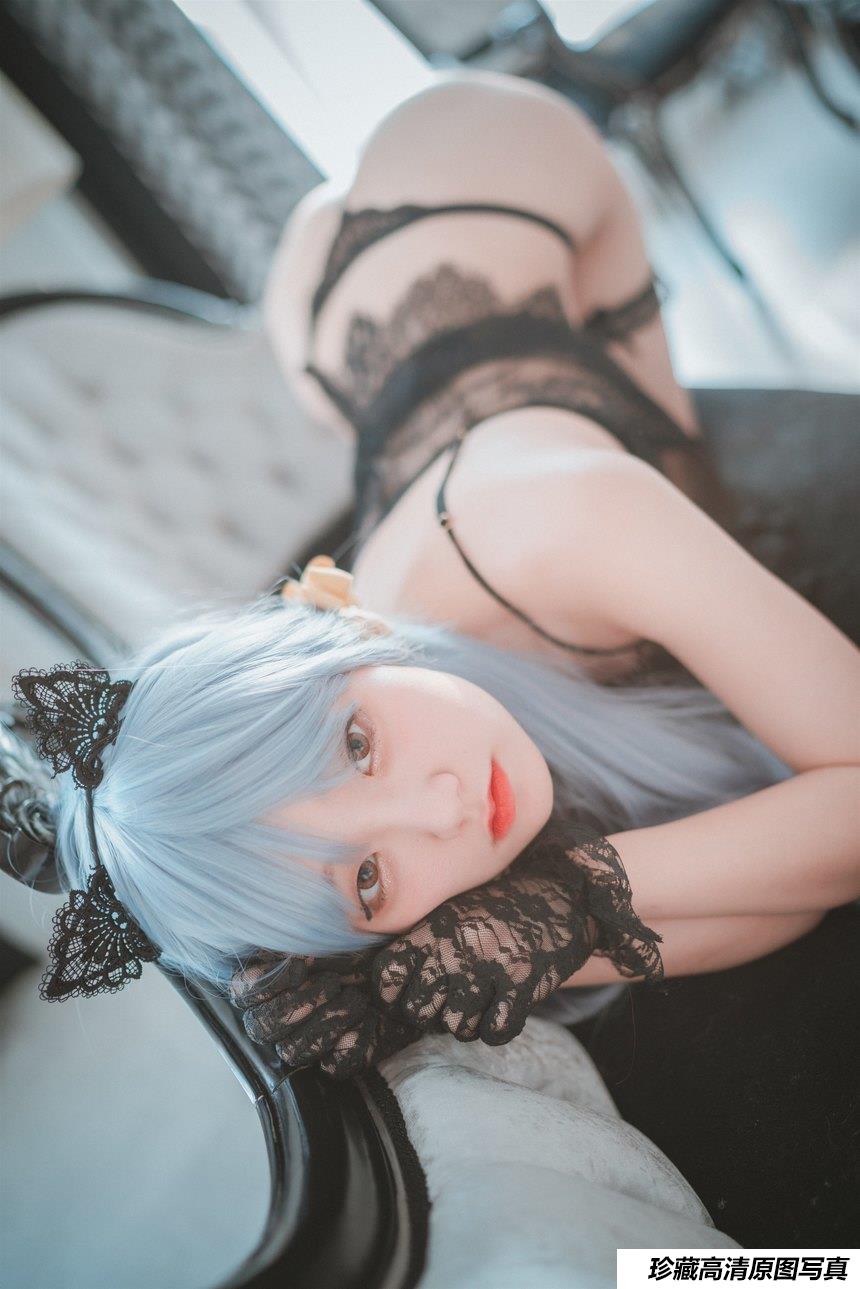 DJAWA Photo - Jeong Jenny  - Schwarz und Wei Katzenmädchen [34P-46.2MB]