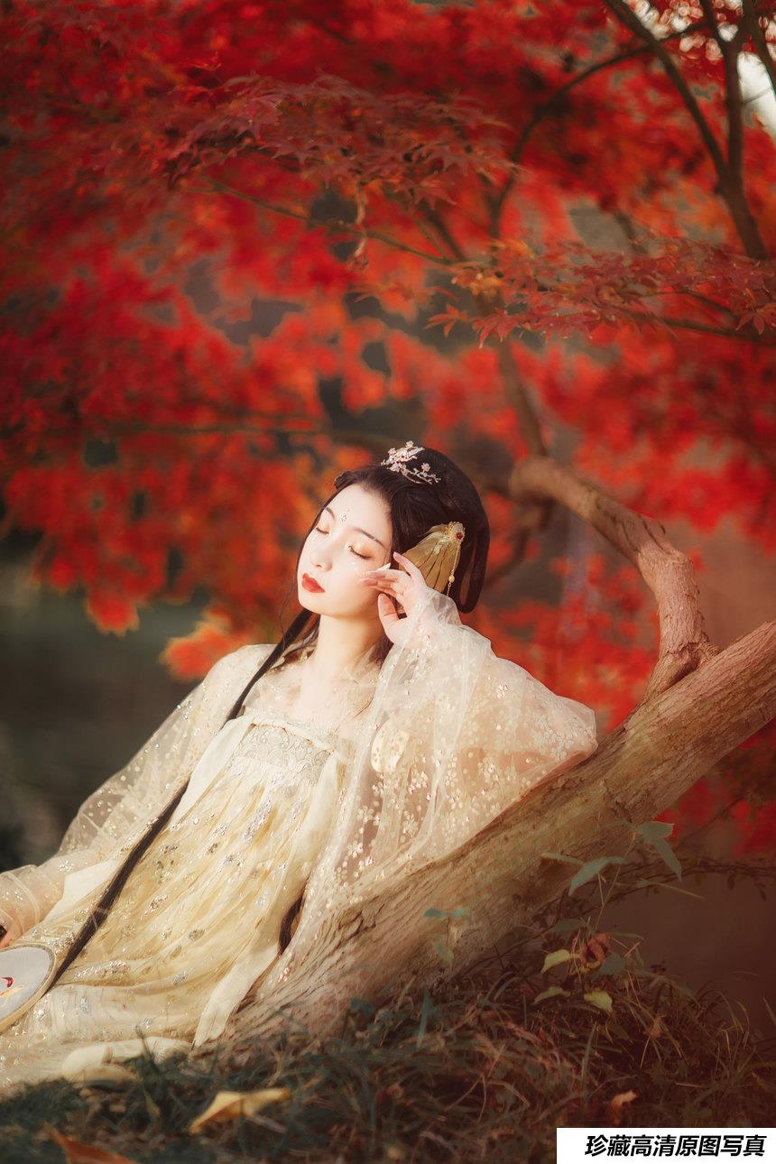 [YITUYU艺图语]2021.10.14 鎏金 一千只大日日[17+1P／125MB]