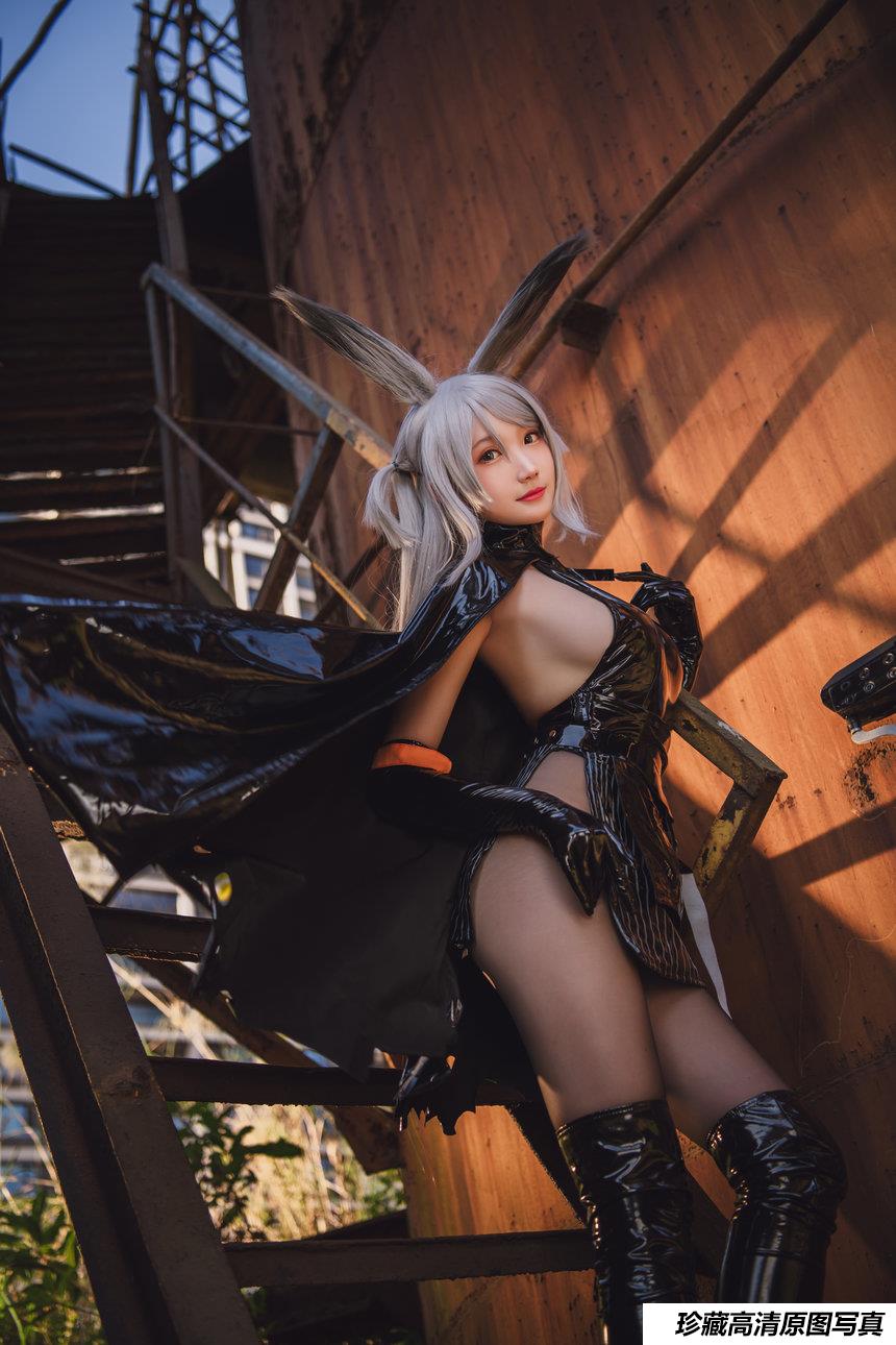 瓜希酱 NO.009 暴行 [15P-74MB]