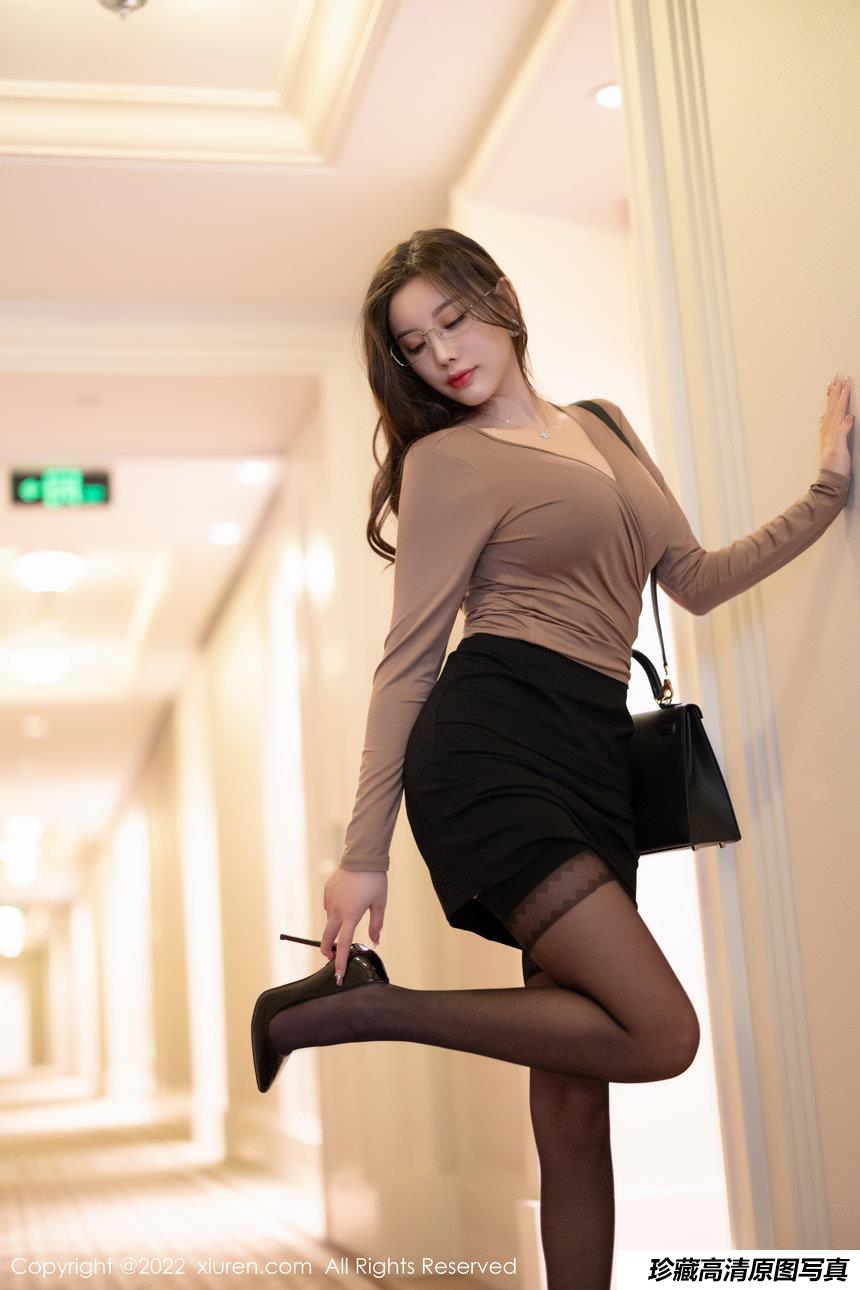 [XiuRen秀人网] 2022.02.08 No.4557 杨晨晨Yome [78+1P]