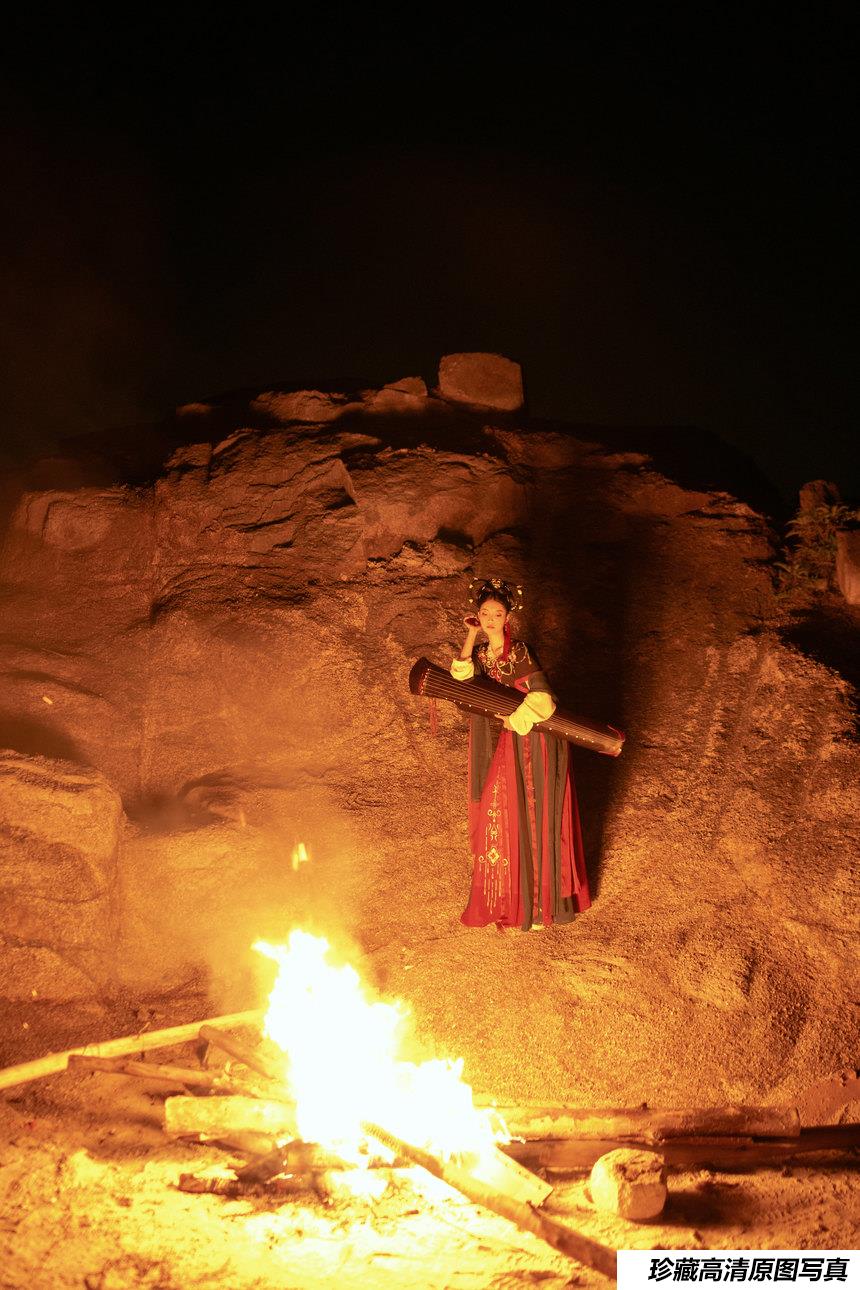 [YITUYU艺图语]2021.10.14 出塞曲 炸炸子[27+1P／429MB]