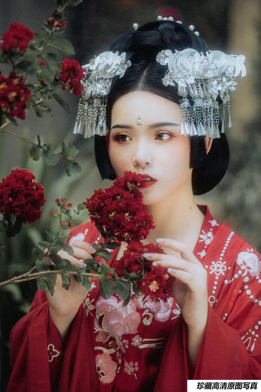 [YITUYU艺图语]2021.10.13 过故园 悠然[36+1P／583MB]