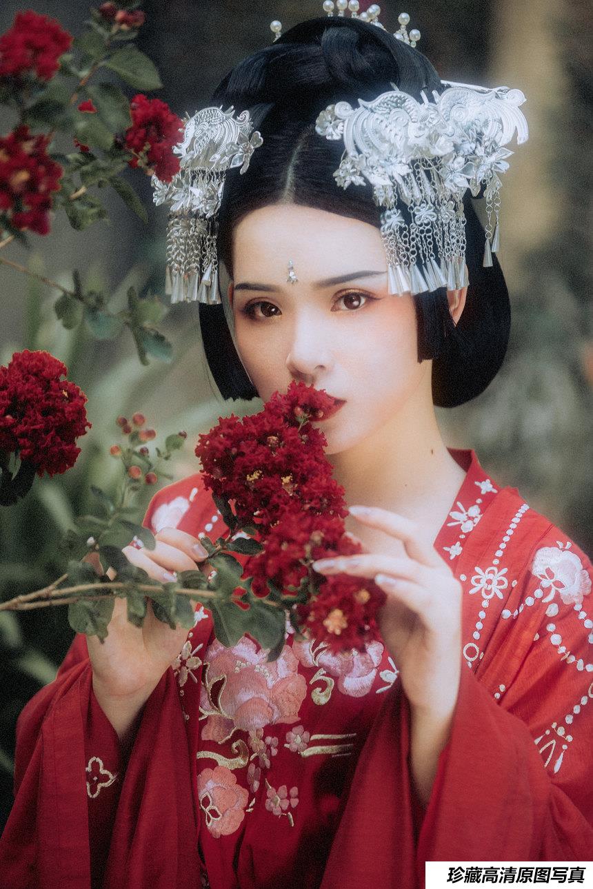 [YITUYU艺图语]2021.10.13 过故园 悠然[36+1P／583MB]