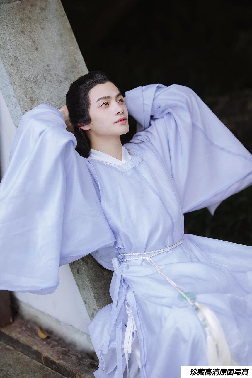 [YITUYU艺图语]2021.10.11 逃学书童 音妹[21+1P／205MB]