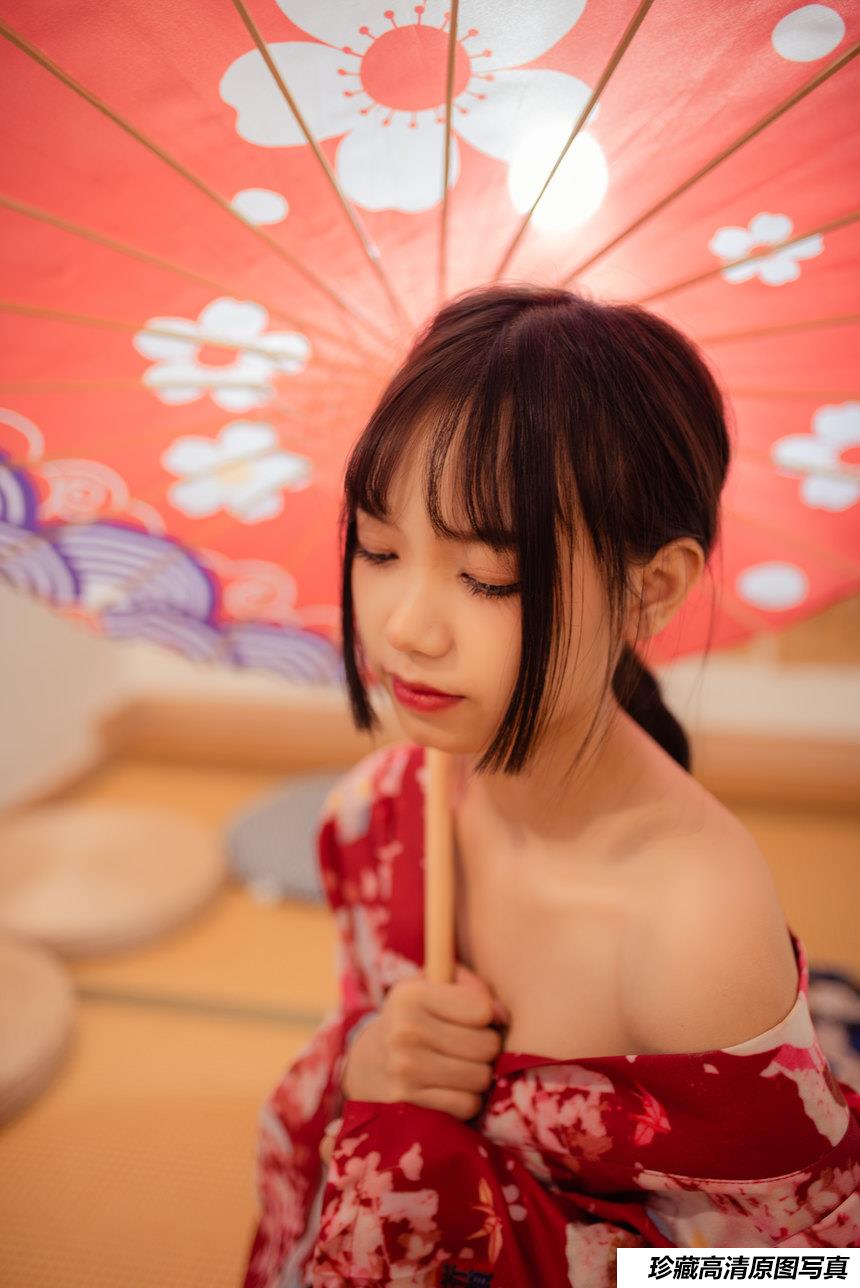 [YITUYU艺图语]2021.10.25 醉繁花 小颖[33+1P／321MB]