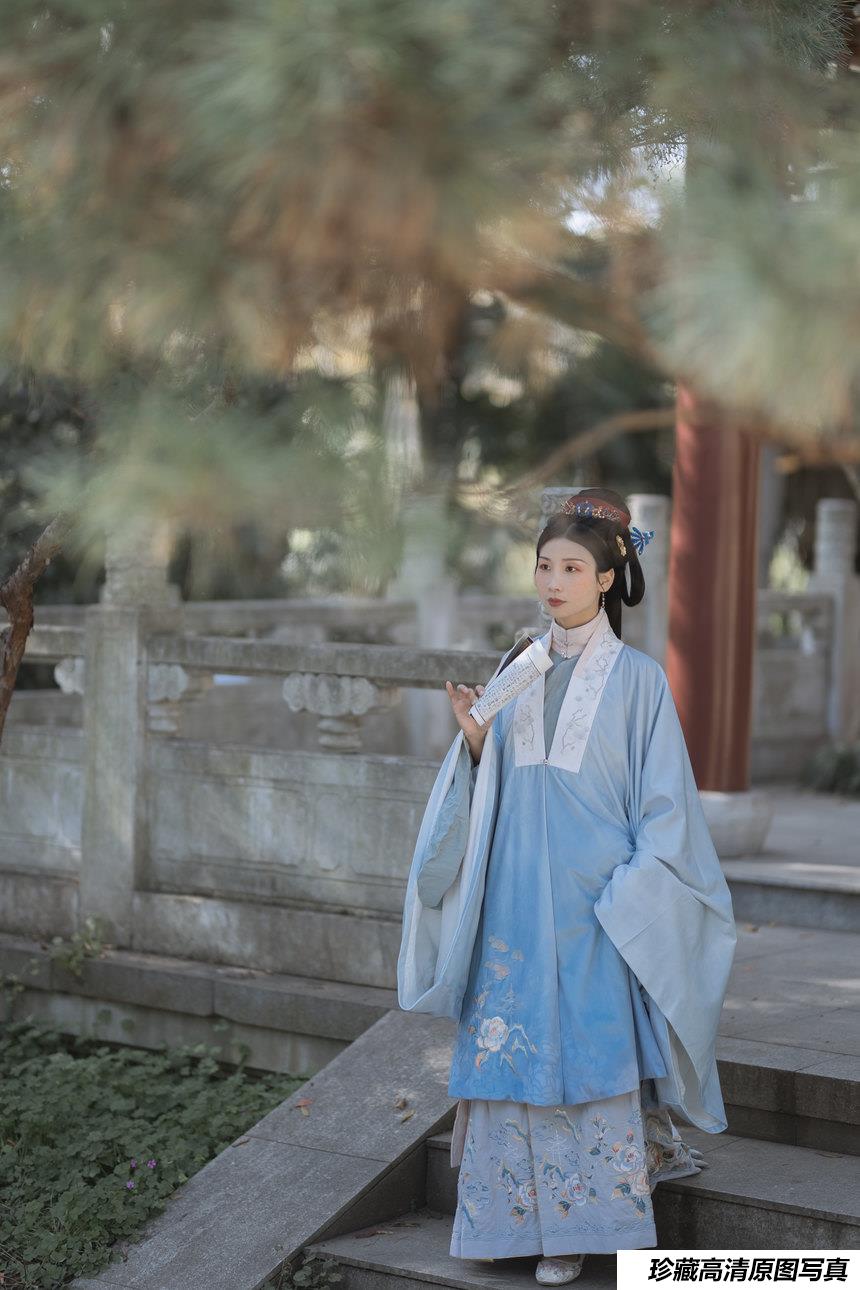 [YITUYU艺图语]2021.10.23 相思如绪 唱小游[24+1P／218MB]