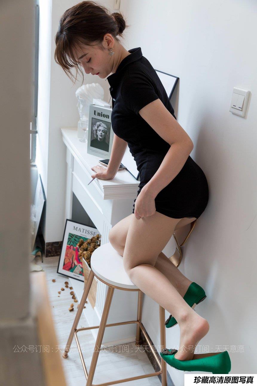 [IESS异思趣向] 2021.04.18 丝享家783：秋秋《超短的包臀裙》[89P／80MB]