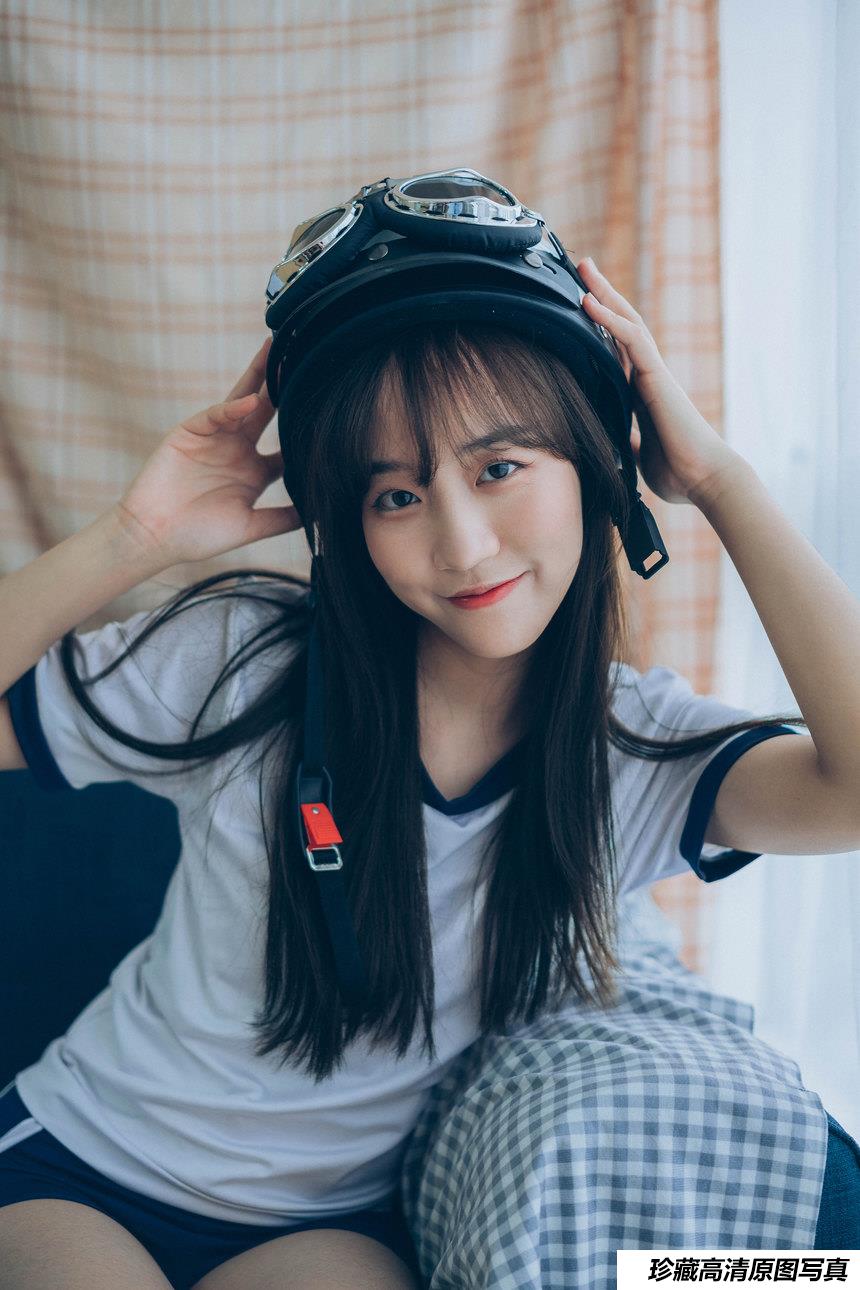 [YITUYU艺图语]2021.11.02 女摄影师 D[23+1P／249MB]