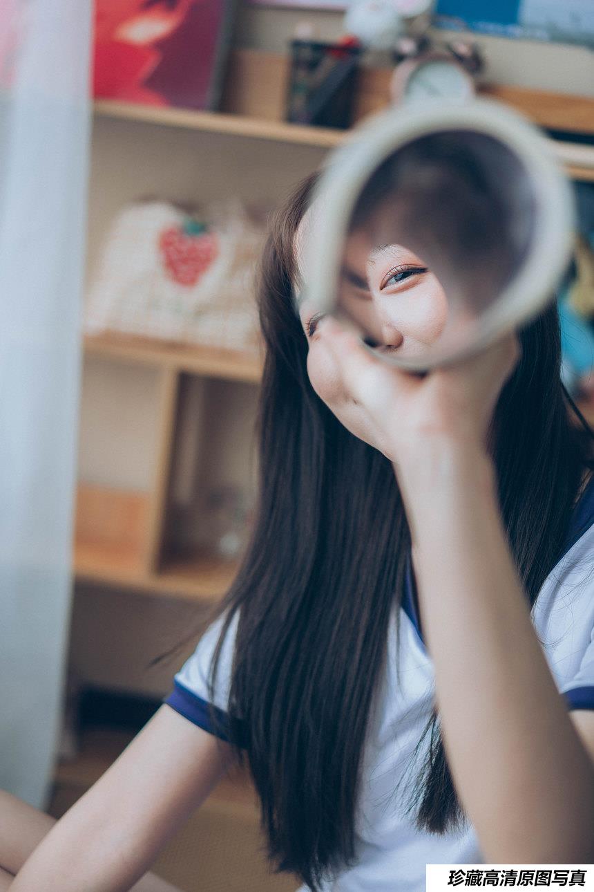 [YITUYU艺图语]2021.11.02 女摄影师 D[23+1P／249MB]