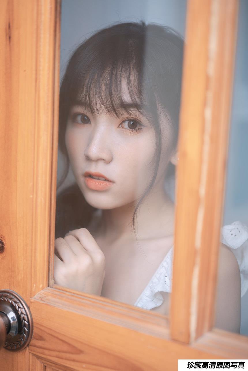 [YITUYU艺图语]2021.11.03 休息日 阿桐[22+1P／166MB]