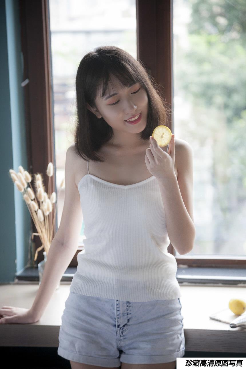 [YITUYU艺图语]2021.10.30 柠檬味的夏天 琳琳[21+1P／97.6MB]