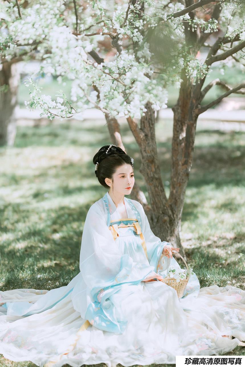 [YITUYU艺图语]2021.10.30 花朝 Simple[21+1P／283MB]