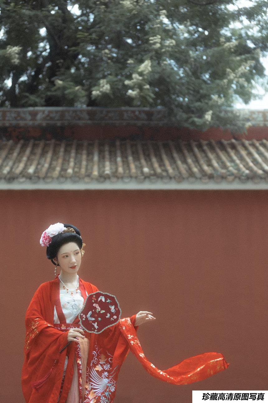 [YITUYU艺图语]2021.10.27 红袖空舞 瑞雪[21+1P／337MB]