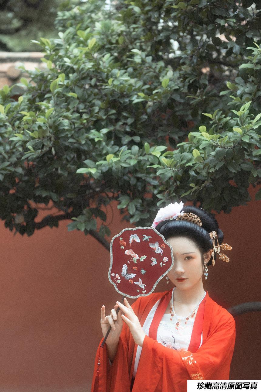 [YITUYU艺图语]2021.10.27 红袖空舞 瑞雪[21+1P／337MB]