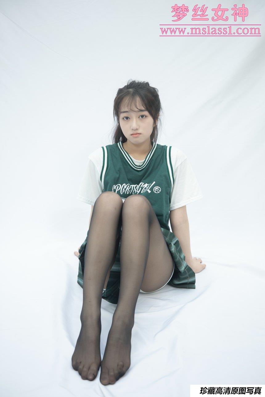 [MSLASS梦丝女神] 2021.06.21 《王娇娇 球衣黑丝》 [37P+1V-638M]