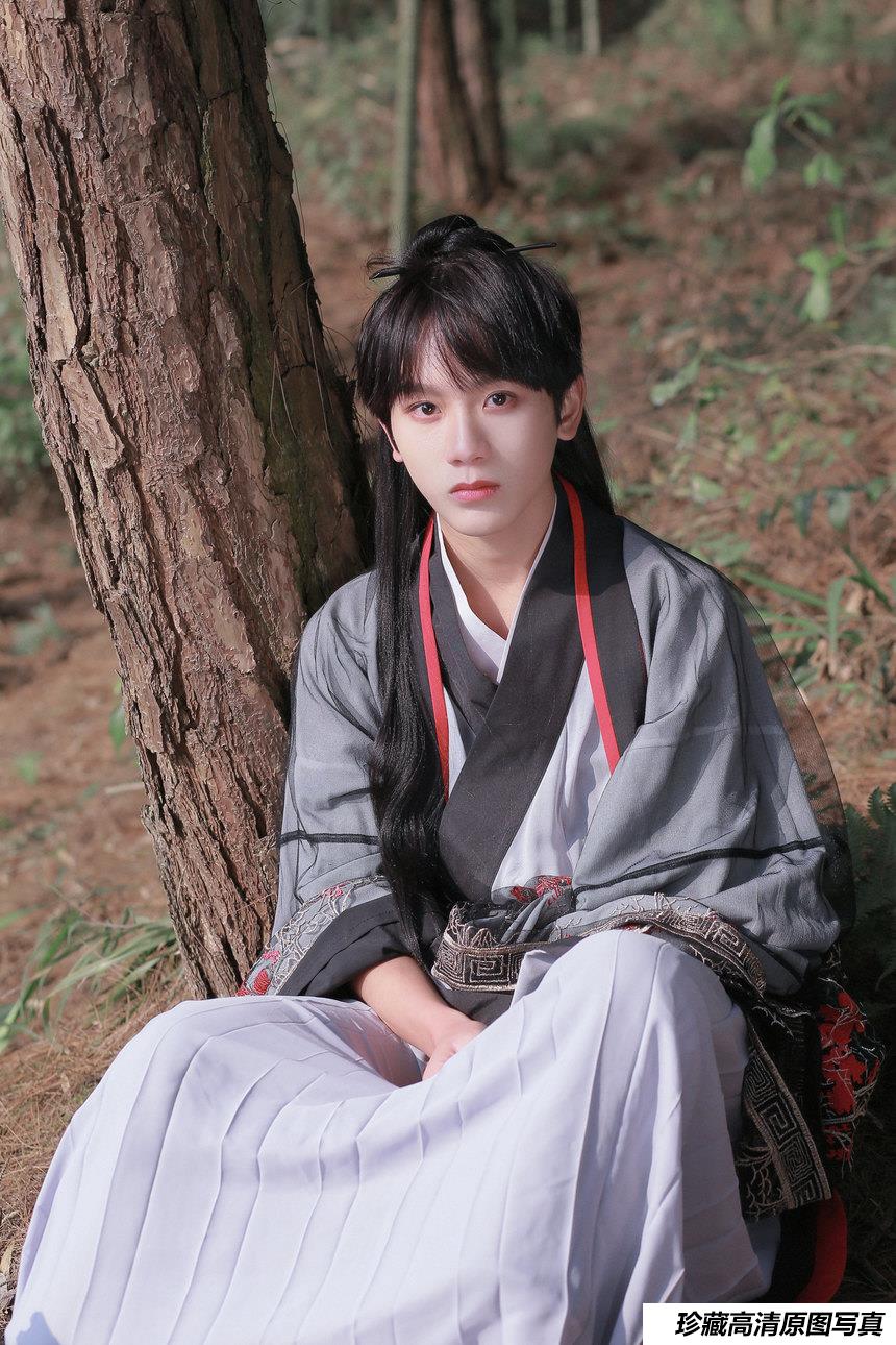 [YITUYU艺图语]2021.11.04 一梦江湖 沂越[28+1P／382MB]