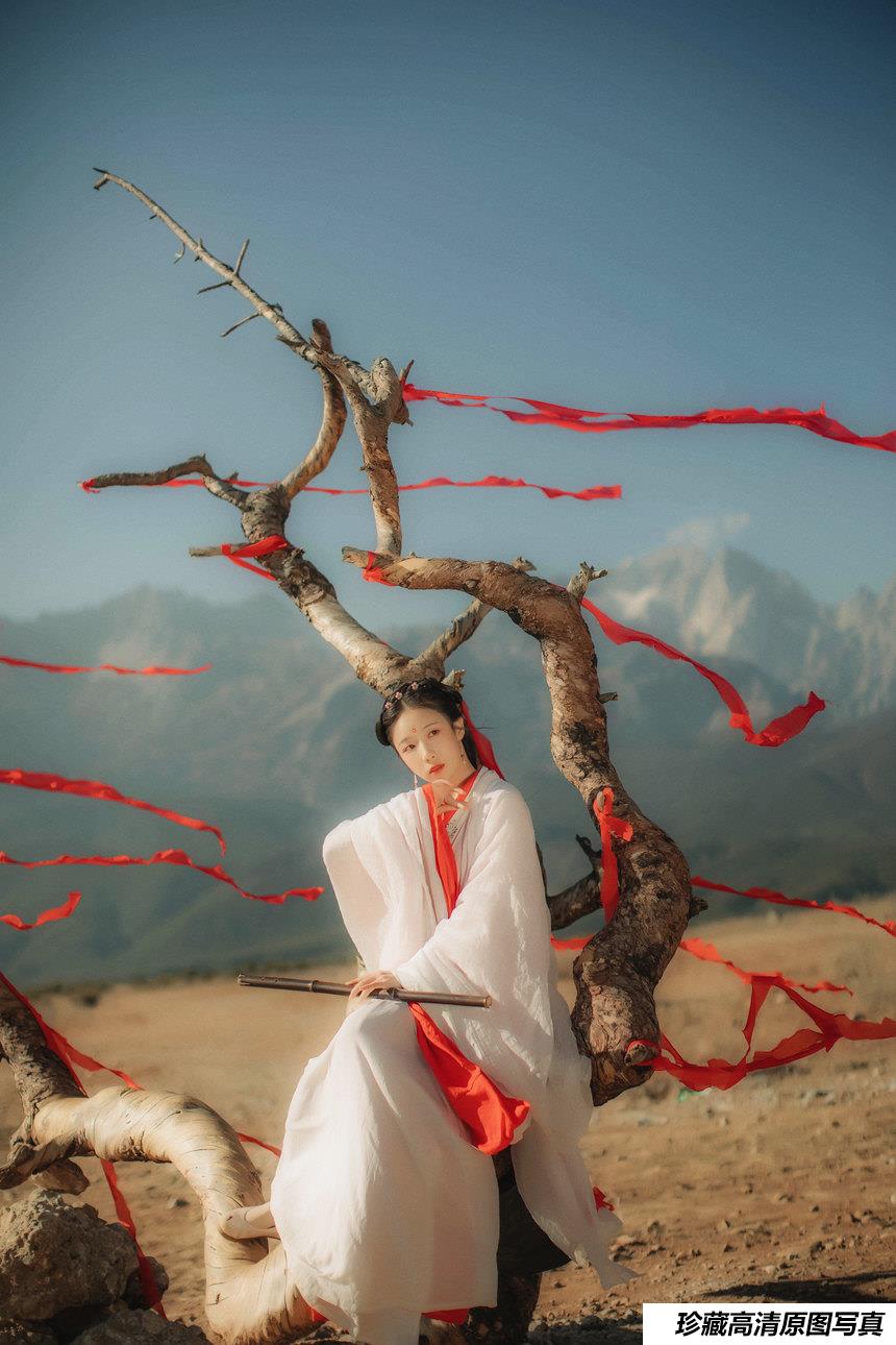 [YITUYU艺图语]2021.11.05 红妆 流韶[19+1P／331MB]