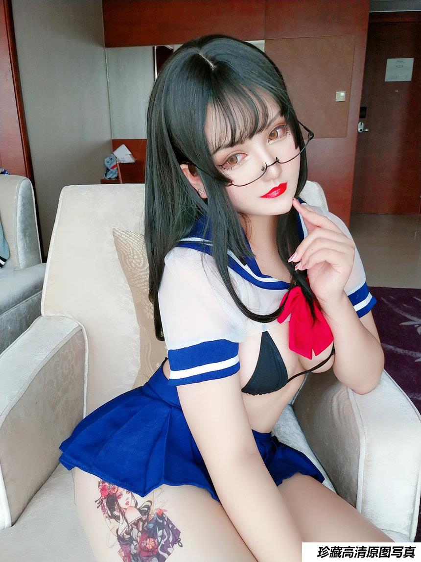 夏鸽鸽不想起床 - 透明JK[36P／68.4M]