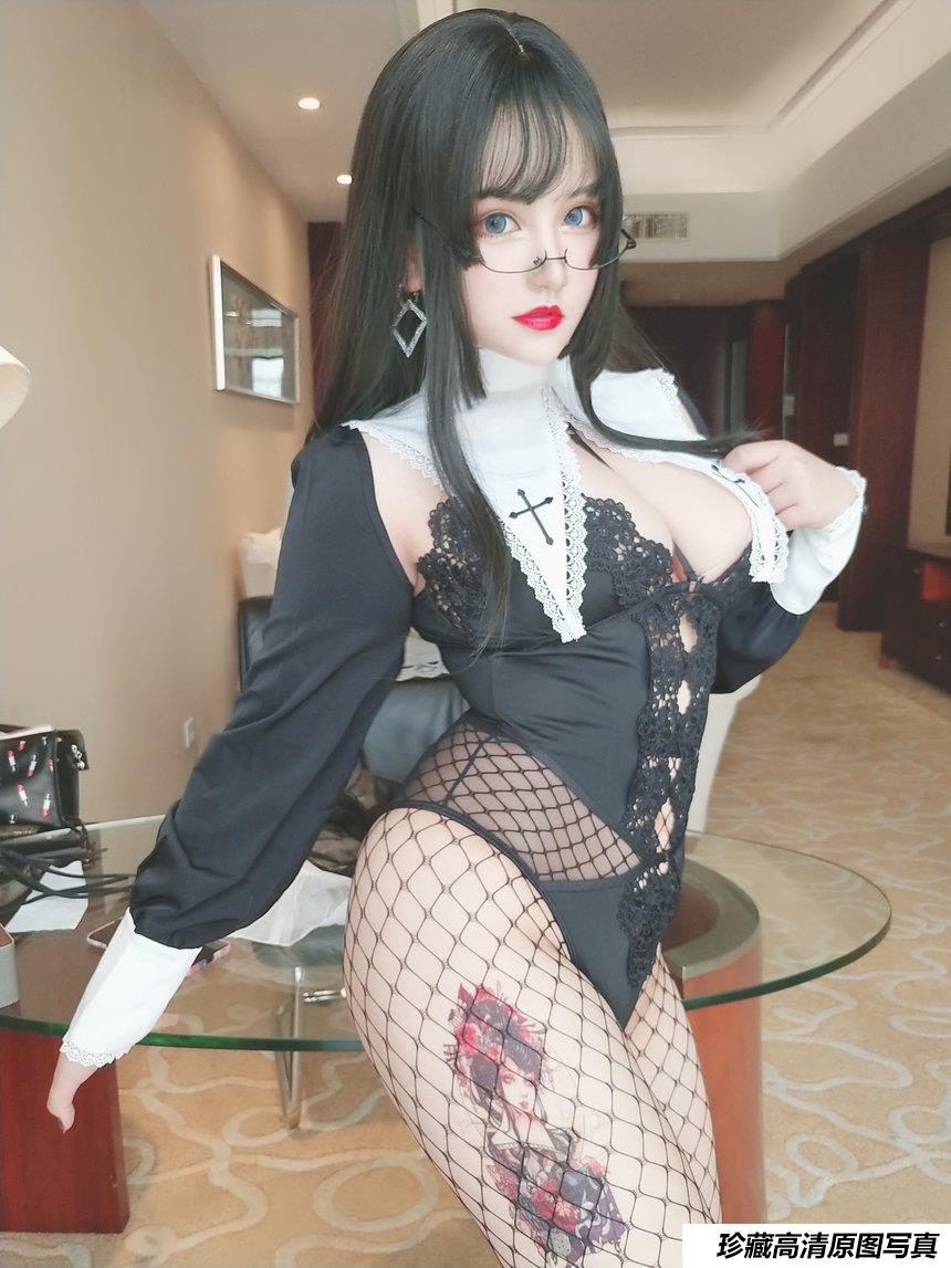 夏鸽鸽不想起床 NO.009 - 修女[40+P4V／121MB]