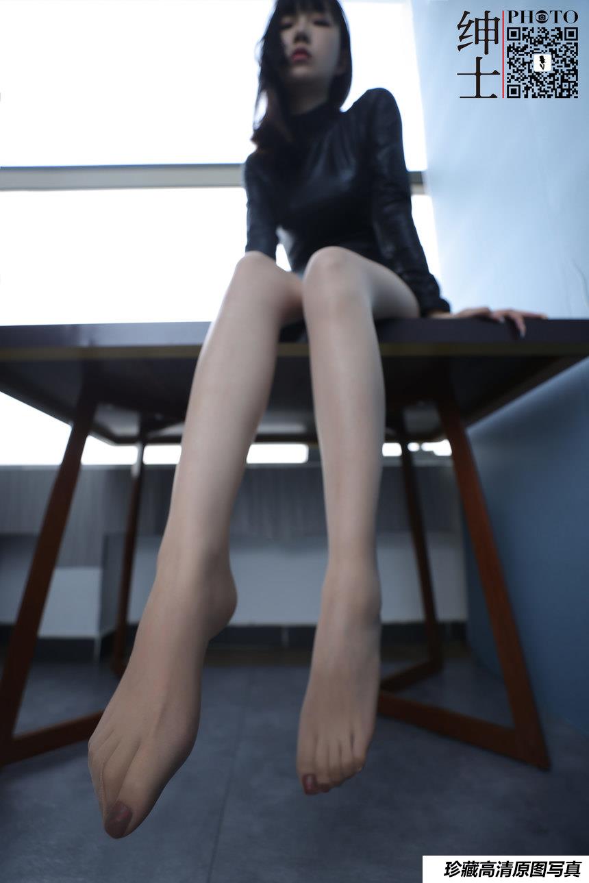 [绅士摄影] 2022.03.18 美娜 No.214 [64P/581M]