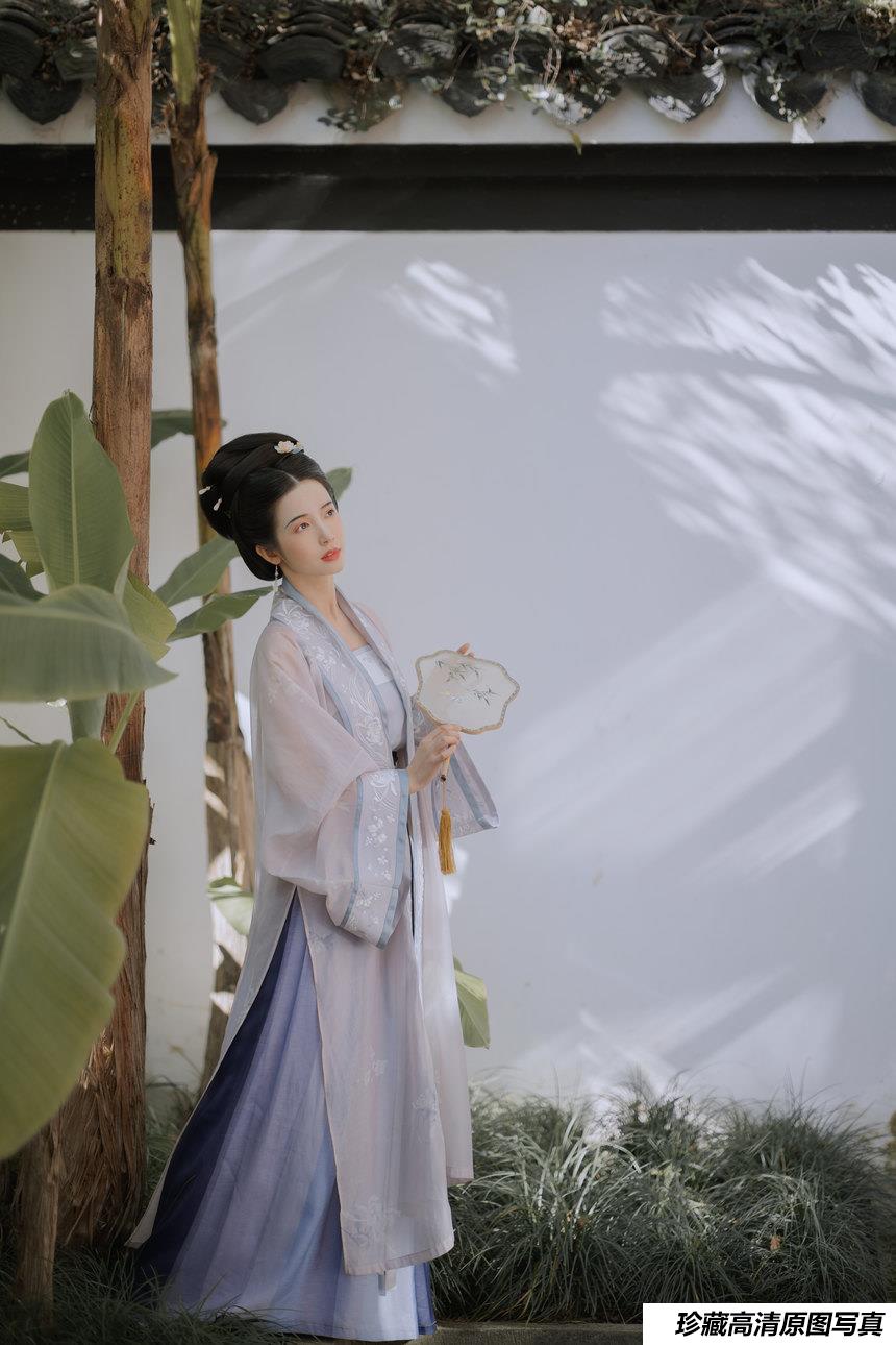 [YITUYU艺图语]2021.11.13 秋日闲情 一只阿梦崽[34+1P／220MB]