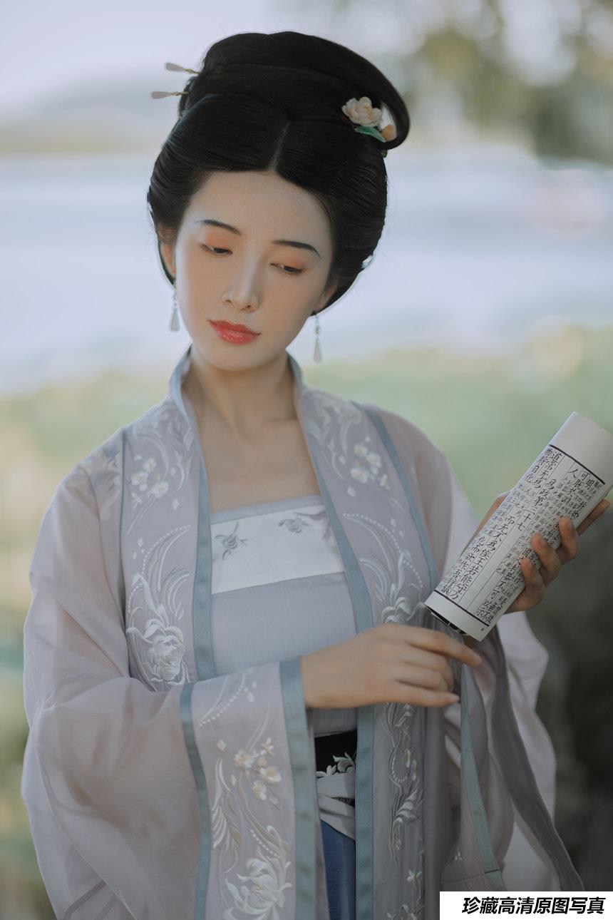 [YITUYU艺图语]2021.11.13 秋日闲情 一只阿梦崽[34+1P／220MB]