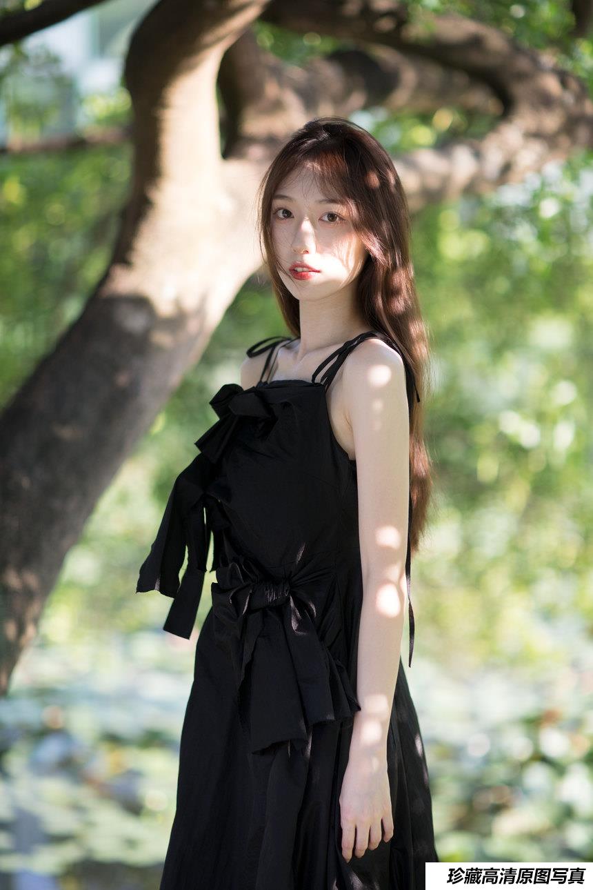 [YITUYU艺图语]2021.11.10 微风起，心已动 KK[24+1P／330MB]