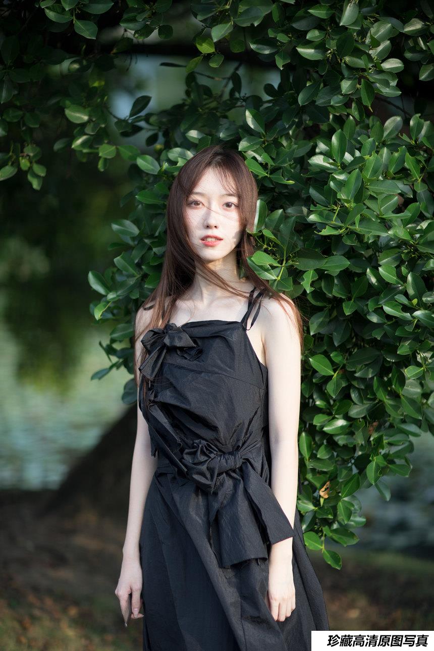 [YITUYU艺图语]2021.11.10 微风起，心已动 KK[24+1P／330MB]