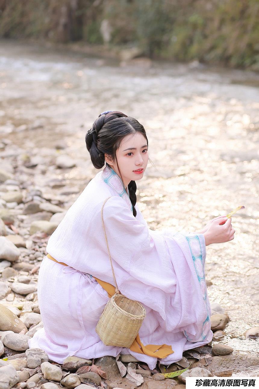 [YITUYU艺图语]2021.11.06 春江 沂越[22+1P／253MB]