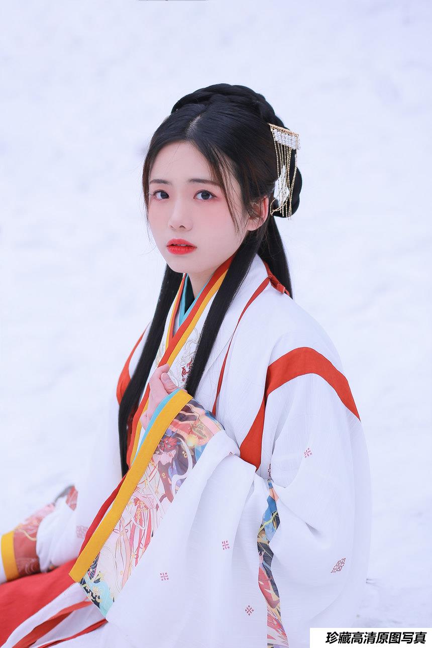 [YITUYU艺图语]2021.11.20 青松 沂越[23+1P／195MB]