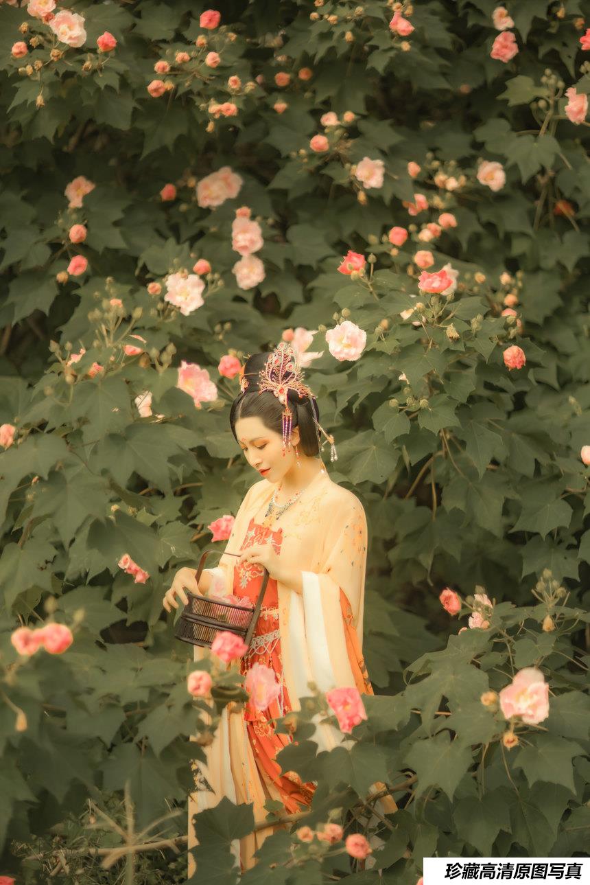 [YITUYU艺图语]2021.11.18 芙蓉词 修水凝花[37+1P／515MB]