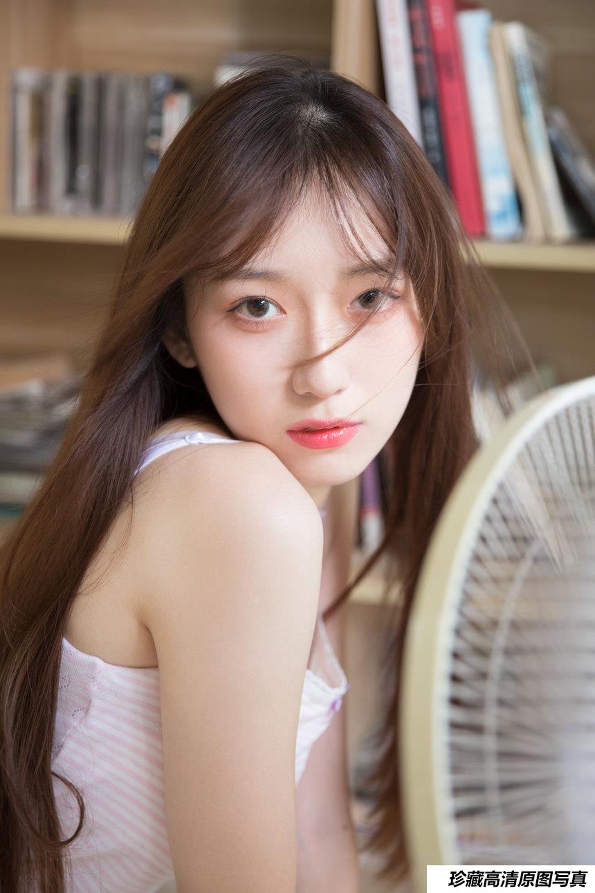 [YITUYU艺图语]2021.11.13 草莓的味道 KK[22+1P／312MB]